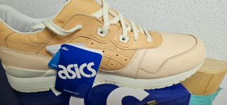 Zapatillas Asics Gel Lite III Beige/Marrón