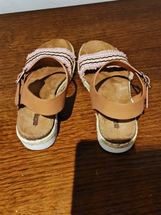 Sandalias Mustang Talla 37