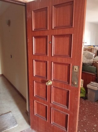 Puerta Blindada Urge Vender