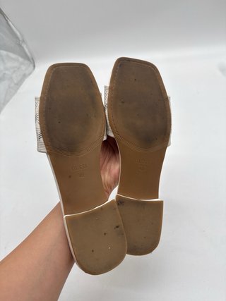 Sandalias Guess Tamed 40 Beige/Blanco