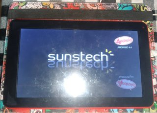 2 Tablets Sunstech (1 funciona, 1 pantalla rota)