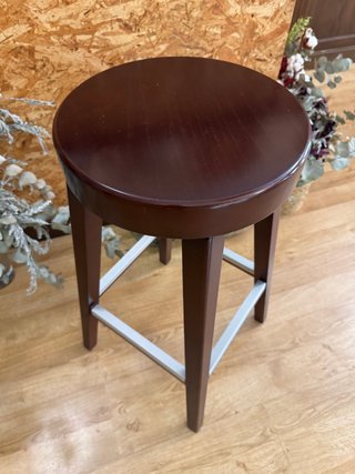 Banquetas de madera de calidad