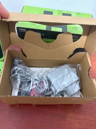 New Nintendo 2DS XL Minecraft Creeper