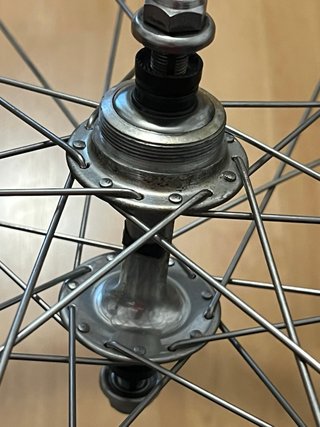 Buje Campagnolo SR 28 radios 120mm NOS