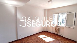 Piso en alquiler en La Paz en Madrid