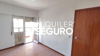 Piso en alquiler en La Paz en Madrid
