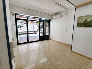 Local comercial en venta en Sant Josep en Hospitalet de Llobregat, L´