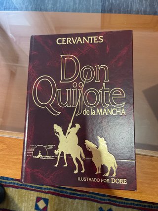Libro “Don Quijote de la Mancha”.
