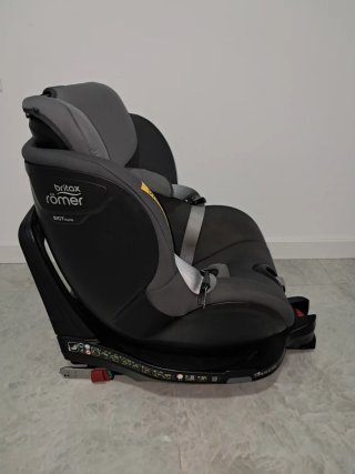 Silla coche Isofix Britax Römer.