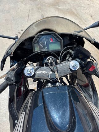 Honda CBR 600 RR Negra - 14.000 km