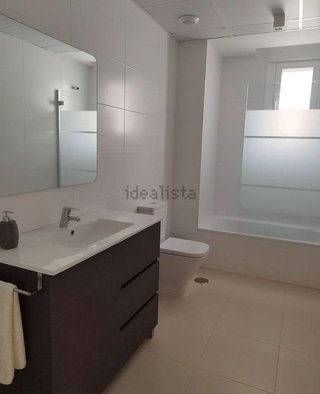 Piso en alquiler en Nueva Andalucía centro en Marbella