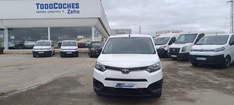 Toyota Proace City 2021 - foto 1