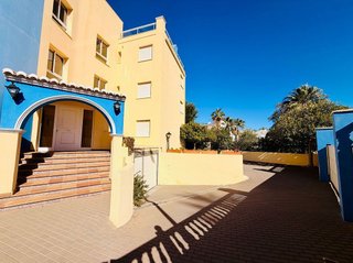 Piso en venta en Les Marines/Las Marinas en Dénia