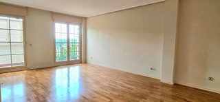 Piso en alquiler en Valdemarín en Madrid