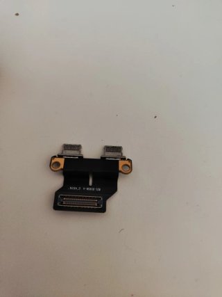 Thunderbolt USB-C MacBook Air M1