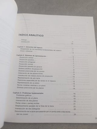 GEOMETRÍA DESCRIPTIVA CON FIGURAS ESTEREOSCÓPICAS