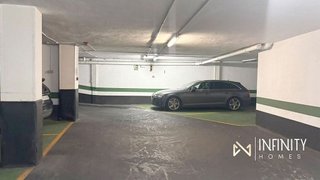 Garaje en venta en Barrio de Abando en Bilbao