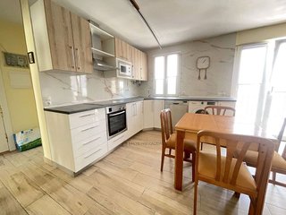 Piso en alquiler en Plaza España - Villa Pilar - Reyes Católicos - Vadillos en Burgos