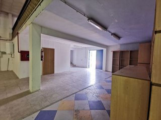 Nave industrial en venta en Palacio de Congresos - Urbadiez - Entrepuentes en Sevilla