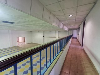 Nave industrial en venta en Palacio de Congresos - Urbadiez - Entrepuentes en Sevilla