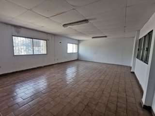 Nave industrial en venta en Palacio de Congresos - Urbadiez - Entrepuentes en Sevilla