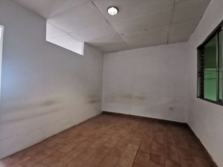 Nave industrial en venta en Palacio de Congresos - Urbadiez - Entrepuentes en Sevilla