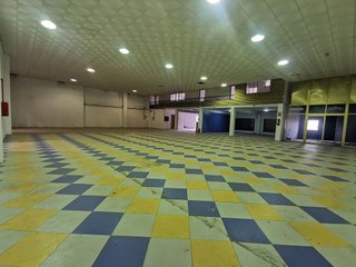 Nave industrial en venta en Palacio de Congresos - Urbadiez - Entrepuentes en Sevilla