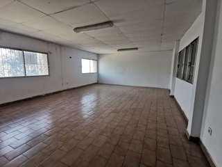 Nave industrial en venta en Palacio de Congresos - Urbadiez - Entrepuentes en Sevilla
