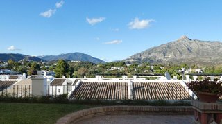 Ático en alquiler en Los Naranjos - Las Brisas en Marbella