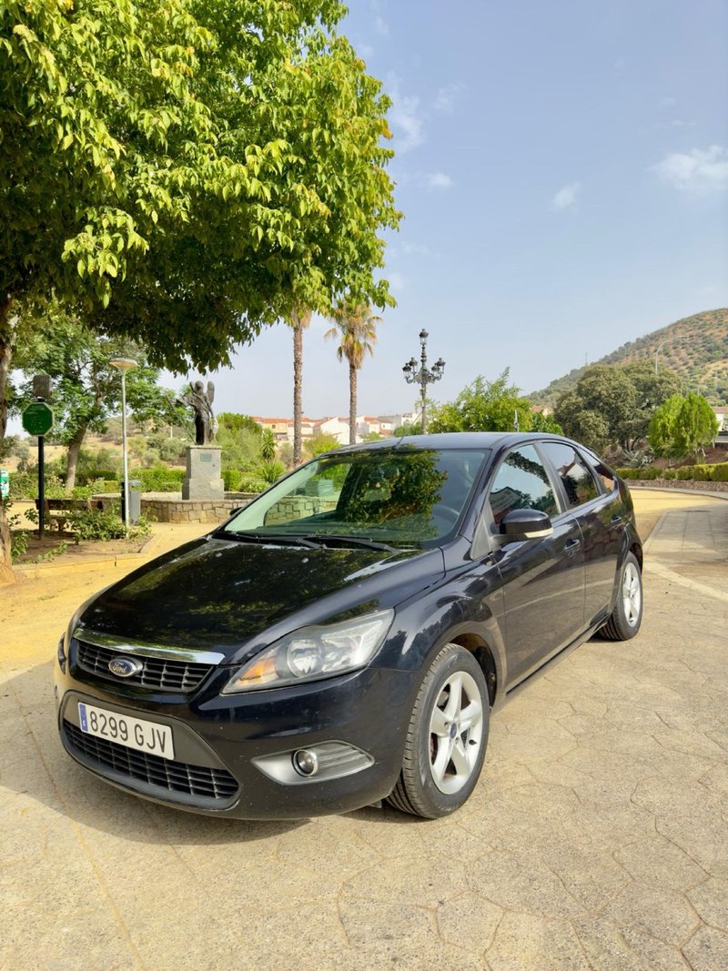 Ford Focus 2008 - foto 1