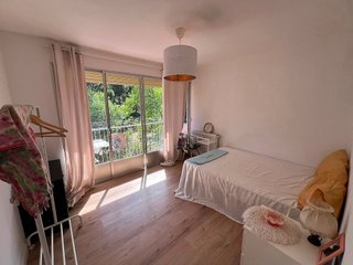 Piso en alquiler en Valdezarza en Madrid