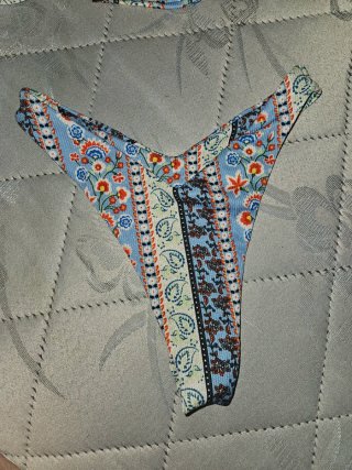 Bikini due pezzi fantasia floreale etnico