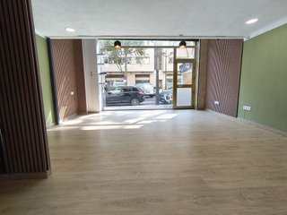 Local comercial en alquiler en Campanar en Valencia