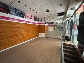 Local comercial en venta en Centre - Joan Prim en Granollers
