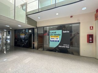 Local comercial en venta en Centre - Joan Prim en Granollers