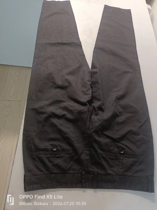 Pantalón chino negro