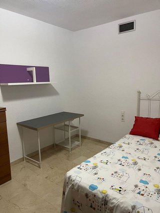 Piso en alquiler en Ciudad Jardín - Zoco en Córdoba