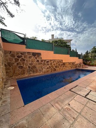 Casa pareada en alquiler en Lomas de Marbella Club - Puente Romano en Marbella