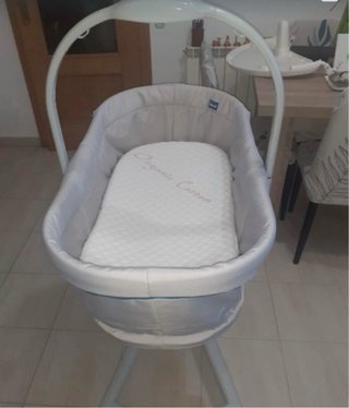 Cuna/hamaca/silla evolutiva de la marca Chicco
