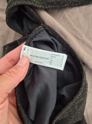 Bañador negro brillante talla M