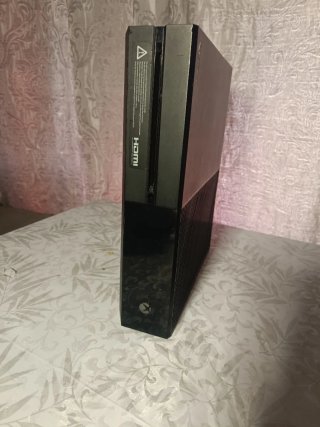 Xbox One Negra - Muy Buen Estado