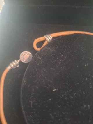 Collar Pandora Cuero Marrón y Plata