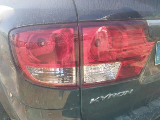 Piloto trasero izquierdo SsangYong Kyron