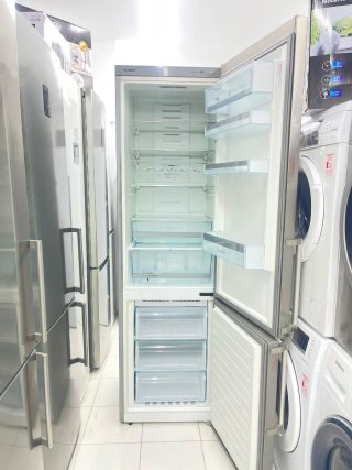 Nevera marca Bosch con garantía transporte