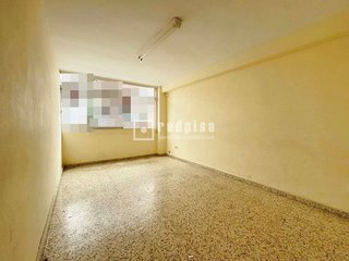 Local comercial en venta en El Candado - El Palo en Málaga