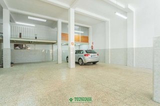 Local comercial en venta en Barrio Alto - San Félix - Oliveros - Altamira en Almería