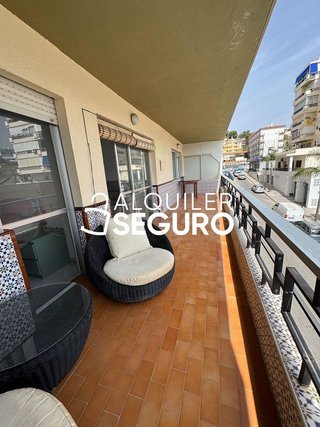 Piso en alquiler en La Carihuela en Torremolinos