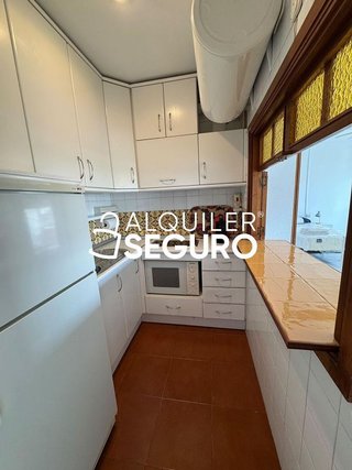 Piso en alquiler en La Carihuela en Torremolinos
