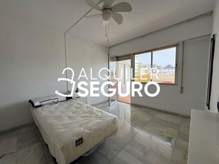 Piso en alquiler en La Carihuela en Torremolinos