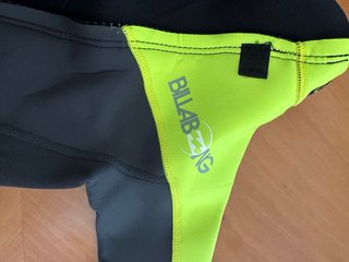 Neopreno Billabong niño talla 6